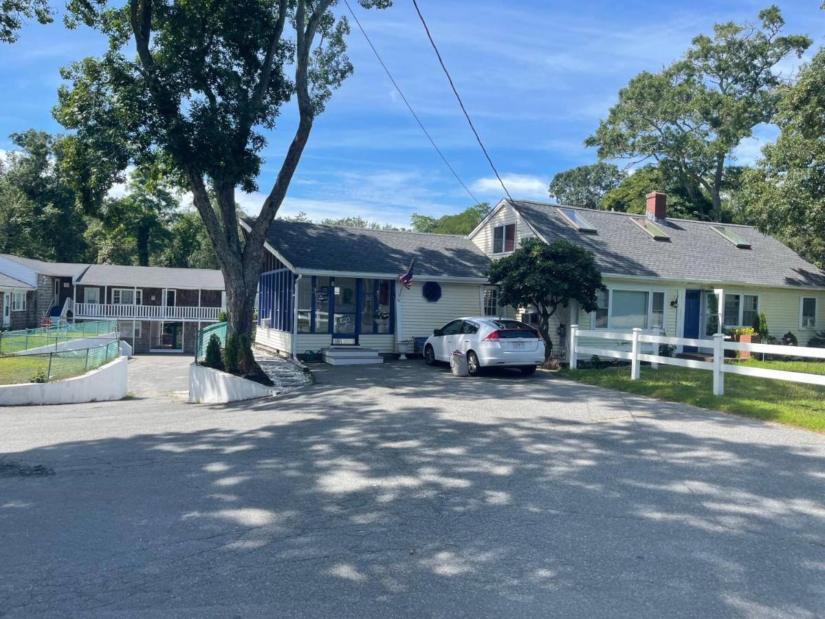 La Plaza Del Sol Motel Mashpee Exterior photo